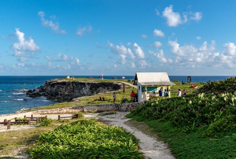 Exploring Escapist Paradises: The Surging Allure of Two Hotspots Near Cancun