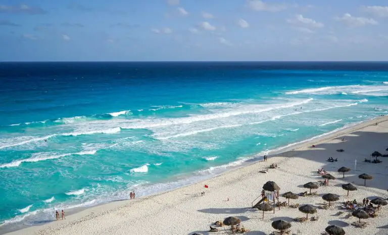 Cancun Weather in February [2024 Guide]