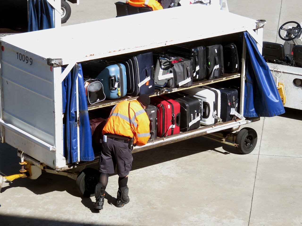 baggage delays cancun