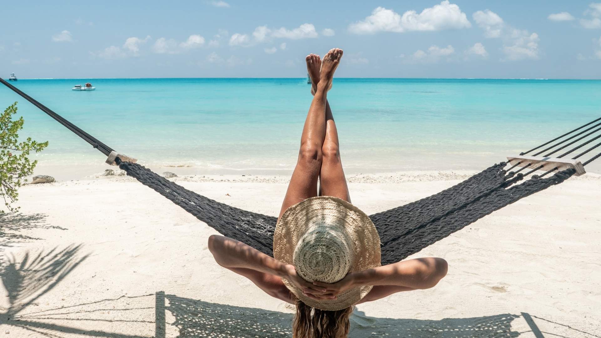cancun topless