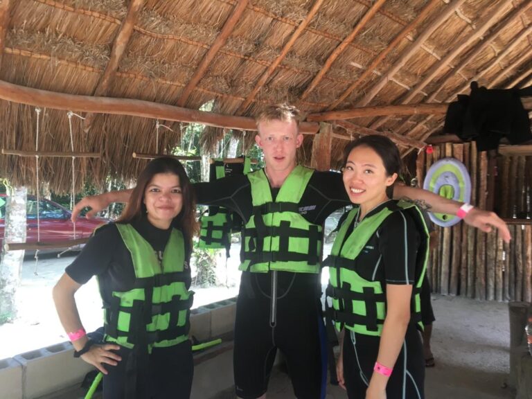 How to Get Around Cancun Without Spending a Fortune